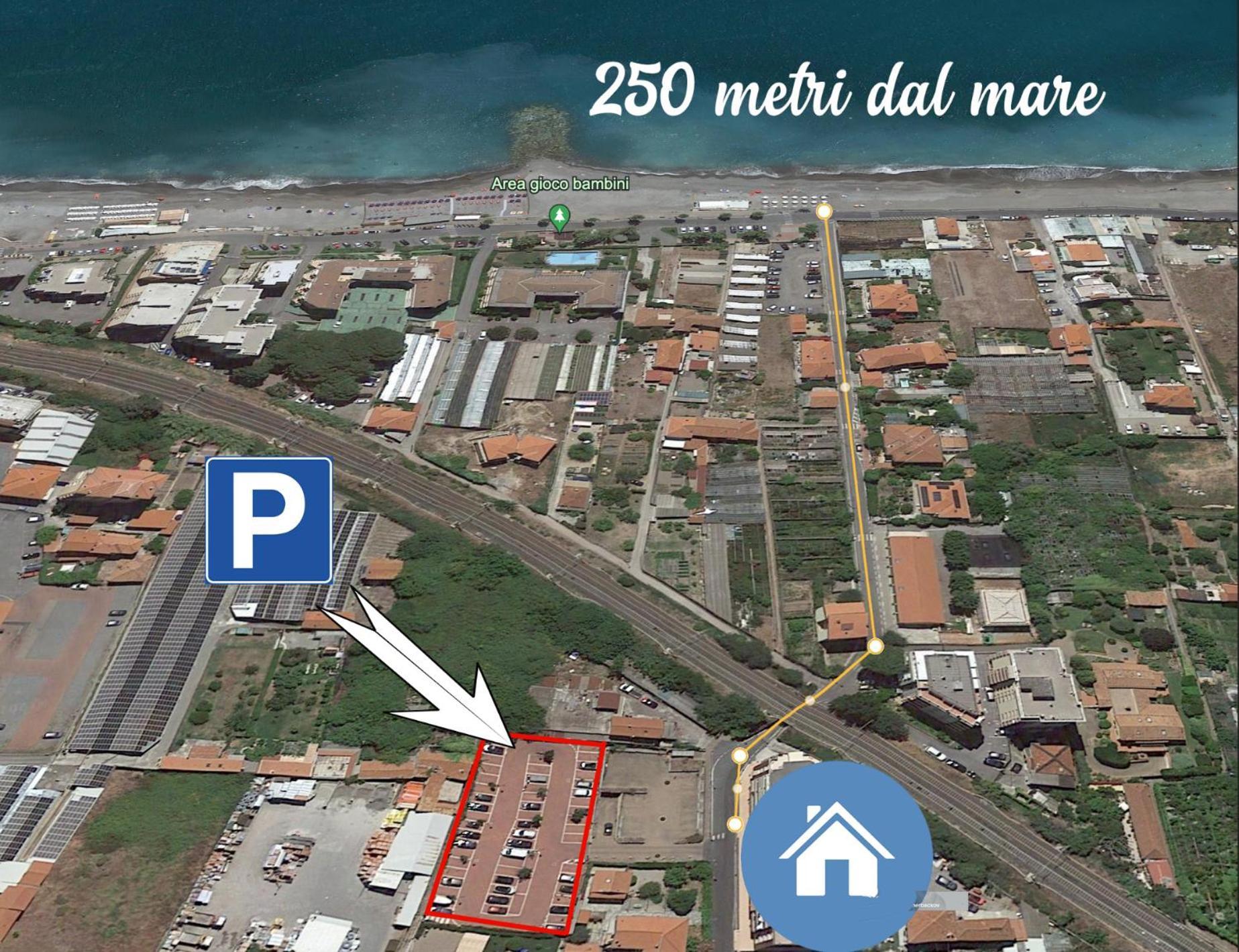 Апартаменти Casa Mare - 250M Dalla Spiaggia Валлекрозія Екстер'єр фото